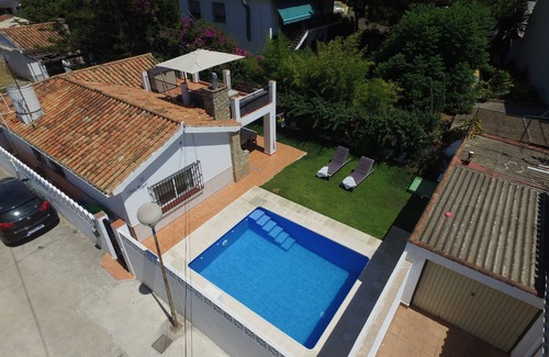 Fuengirola Villa | Villa in Fuengirola, 800 m from the beach!