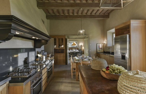 Gavorrano Villa | Villa in Gavorrano with 9 bedrooms sleeps 18