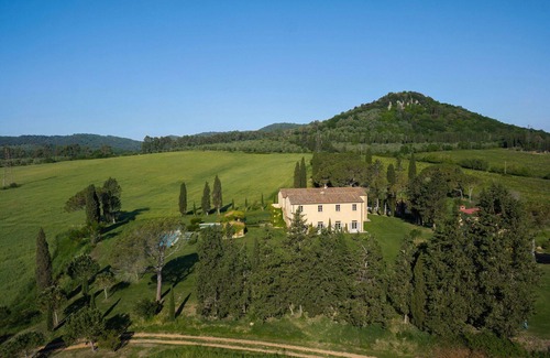Gavorrano Villa | Villa in Gavorrano with 9 bedrooms sleeps 18