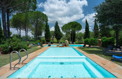 Grosseto Villa | Villa in Grosseto with 6 bedrooms sleeps 12