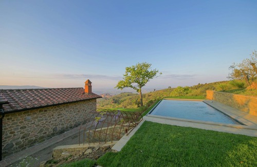 Castiglion Fiorentino Villa | Villa in Mammi with Pool near Florence