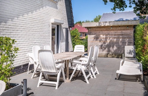 Koksijde-Bad Villa | Villa in Koksijde with Sunny Terrace