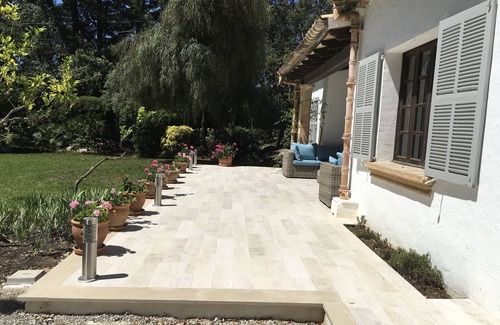 Urbanitzacio la Font Villa | Villa in La Font, outskirts of Pollenca, Mallorca, Private Pool, Mature Garden