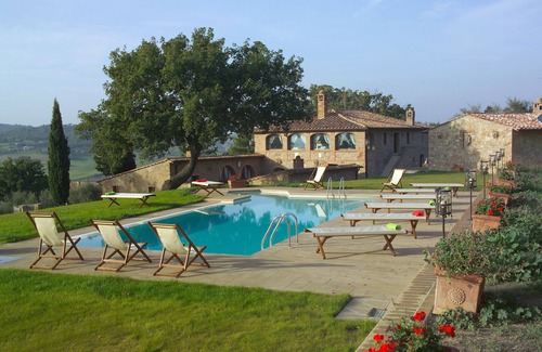 Pienza House | Villa in Monticchiello with pool,Airconditioning,BBQ,Garten,Table tennis,sleep14