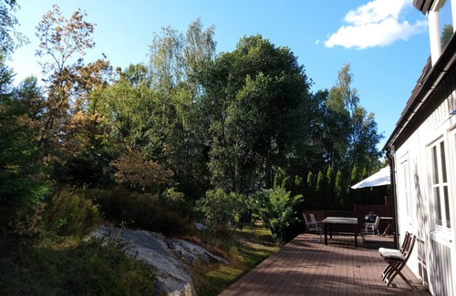 Saltsjo-Duvnas House | Villa in nice suburb of Stockholm, close to lake, archipelago and sea