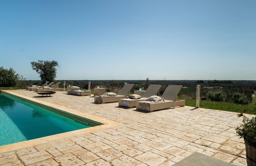 Ostuni Villa | Villa in Ostuni with 5 bedrooms sleeps 14