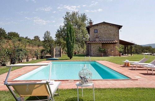 Pietraviva Villa | Villa in Pietraviva with 3 bedrooms sleeps 6