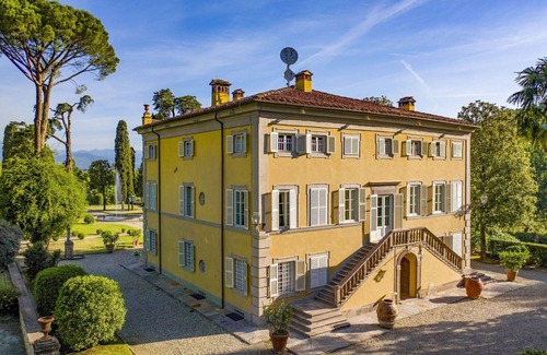 Vorno Villa | Villa in Pisa with 7 bedrooms sleeps 14