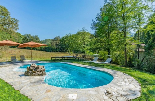 Borgo San Lorenzo Villa | Villa in Poggiolo-salaiole with 6 bedrooms sleeps 12
