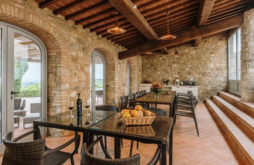 Castelnuovo Berardenga Villa | Villa in Santa Chiara with 8 bedrooms sleeps 16