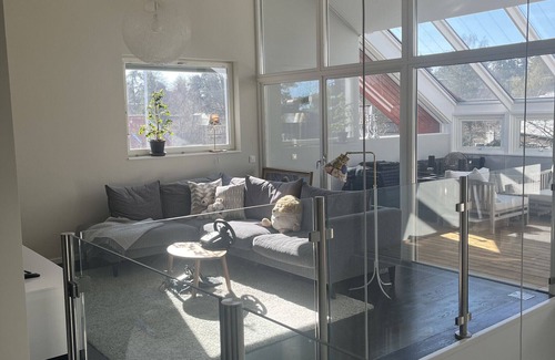 Nacka Municipality House | Villa in Stockholm by the sea not far from the archipelago with bathing area