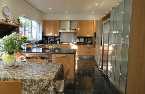 Santa Luzia Villa | villa in the center of Funchal with pool and garden