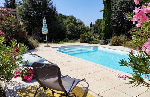 Grand Sud House | Villa in the countryside near Aix-en-Provence town center