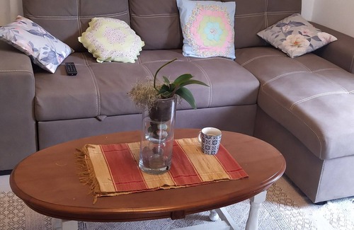 Saint-Pierre De La Reunion Villa | Villa in the heart of the fishing village.