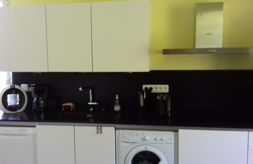 Trets Villa | Villa in the quiet of a large pine forest