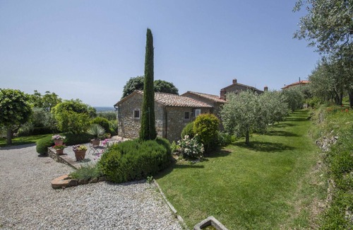 Cortona Villa | Villa in Tuscany with Pool & Panoramic Views