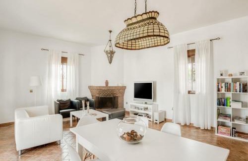 La Ribera de la Oliva Villa | Villa in Vejer with Private Pool and Beach Nearby