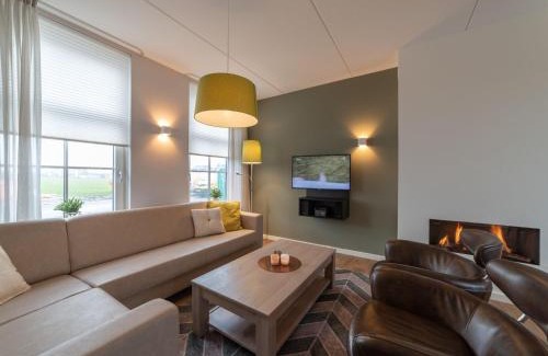 Colijnsplaat House | Villa in Zeeland near Clean Beaches