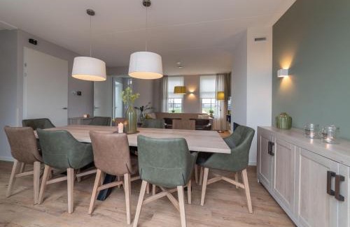 Colijnsplaat House | Villa in Zeeland near Clean Beaches