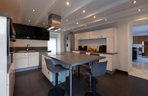 Plouguin House | Villa Indoor heated swimming pool 30