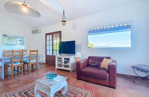 Sillans-la Cascade Villa | Villa Isabella - Avec piscine et vue panoramique