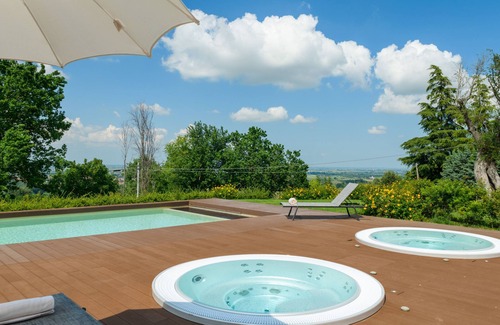 Varignana Villa | Villa Pergola 8, Emma Villas