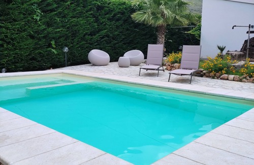 Castellammare del Golfo Villa | Villa Marianninswimming pool with hot tub in private garden