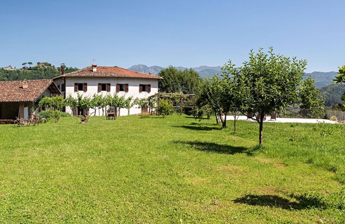 Castelnuovo di Garfagnana Villa | Villa Il Nido - Holiday Rental with swimming pool near Lucca, Tuscany