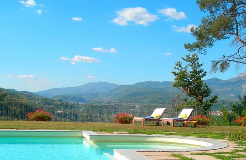 Castelnuovo di Garfagnana Villa | Villa Saida - Vacation Rental with private swimming pool in Castelnuovo di Garfagnana, Tuscany