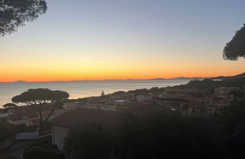 Castiglione della Pescaia Villa | Villa Monte Grappa - Luxury villa 5 min. to the beach, sea views and beach space