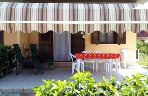 Campofelice di Roccella Villa | Villa on the sea