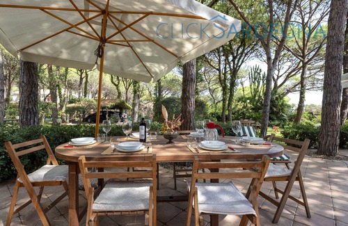 Santa Margherita di Pula Villa | Villa directly on the beach in Santa Margherita Pula for 12 people