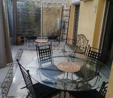 Le Cannet House | Villa Jasmin, bas de villa, à 10 min de Cannes, piscine privée