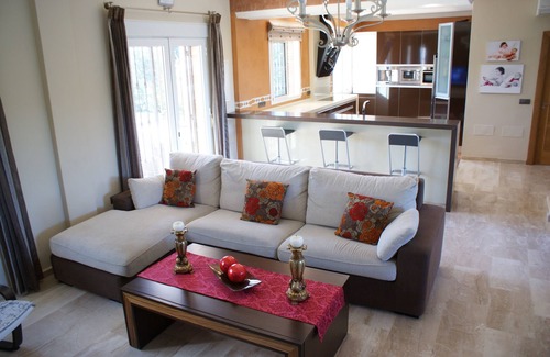 Alhaurin el Grande Villa | VILLA JORGE/PRIVATE HEATED POOL/JACUZZI/BBK. EXT/GAME ROOM