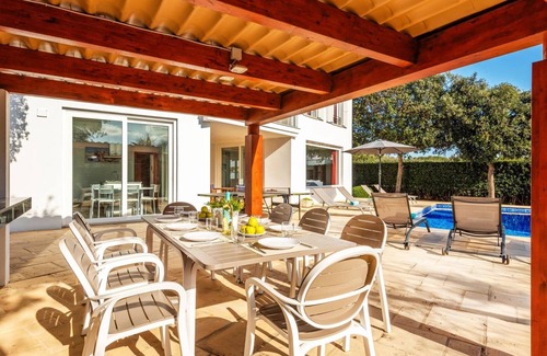 Cala en Blanes Villa | Villa Julianne by Villa Plus