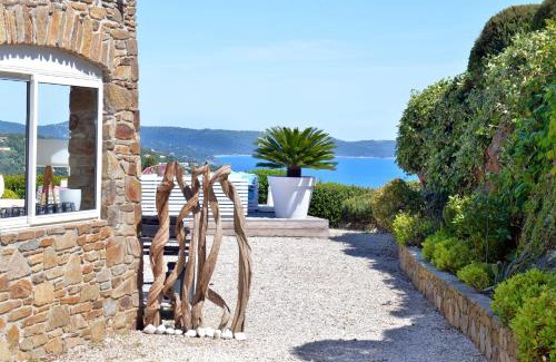 Cavalaire-sur-Mer Villa | VILLA JUCANOS - Vue mer panoramique Golfe de St-Tropez