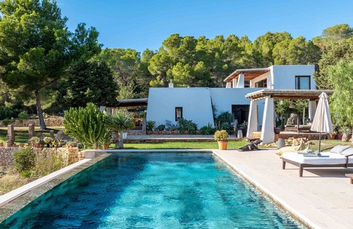 Sant Antoni de Portmany Villa | VILLA KUMHARAS