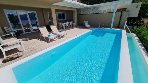 Pogonia Villa | Villa Kalamos, beachfront