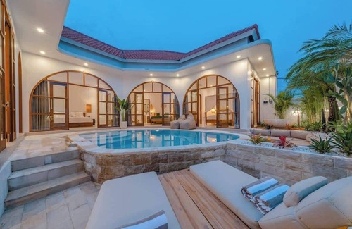 Pererenan House | Villa Kallistē Mediteranean 3BR Villa Canggu Beach
