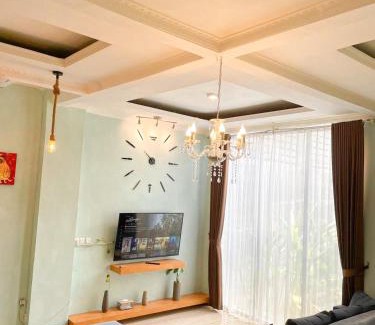 Yogyakarta Villa | Villa Kamar Tamu Warungboto