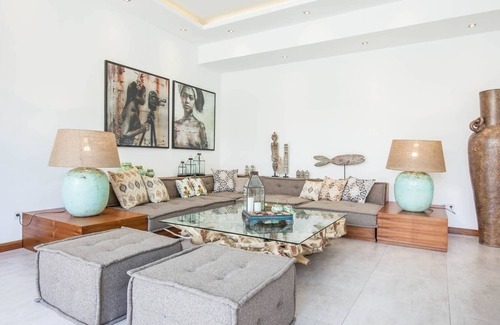 Dyanapura Villa | Villa Kamil New 3 BR 800 m to the beach with Pool