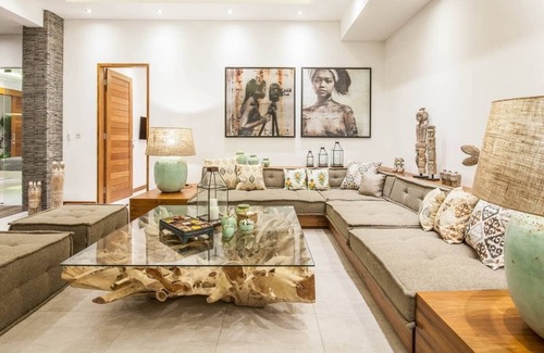 Dyanapura Villa | Villa Kamil New 3 BR 800 m to the beach with Pool