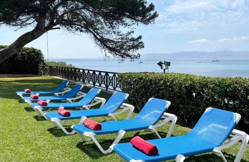 Son Veri Nou Villa | Villa Kamok. Family villa with oceanfront pool and direct access to the sea