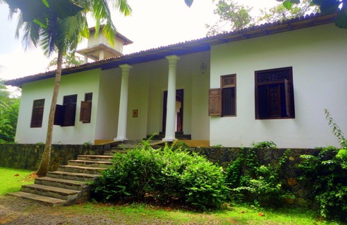 Koggala Villa | Villa Karamoja at Koggala Lake