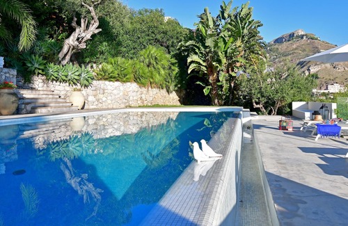 Taormina Villa | Villa Karin 7, Emma Villas