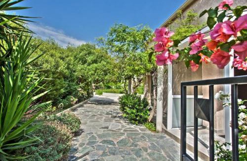 Biguglia Villa | Villa Karisma