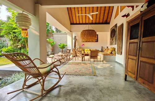 Ubud Villa | Villa Katak: Contemporary elegance and Balinese serenity in the heart of Ubud