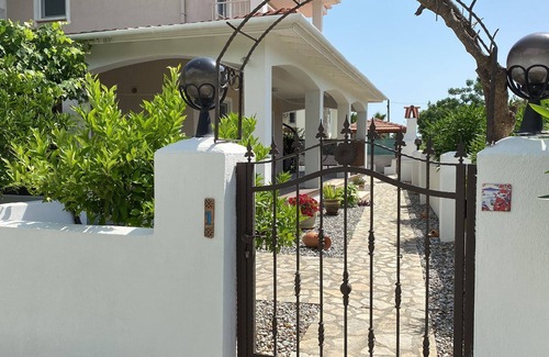 Dalyan Villa | VILLA KOTARE - A 6-BEDROOM VILLA SPLIT INTO 2 UNITS - 10% DICOUNT FOR 2025 ONLY