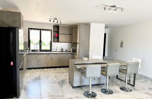 Rosans Villa | Villa Kylsha Rosans WIFI Terrace Comfort