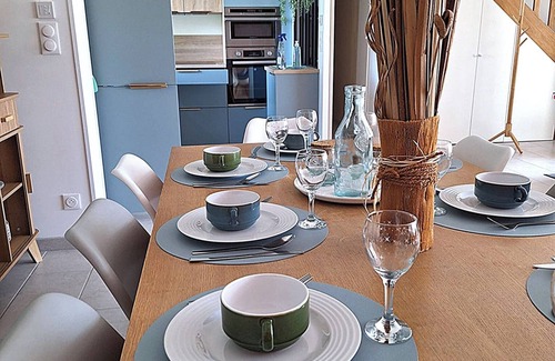 Daubeuf-Serville House | Villa l'Escale with large garden